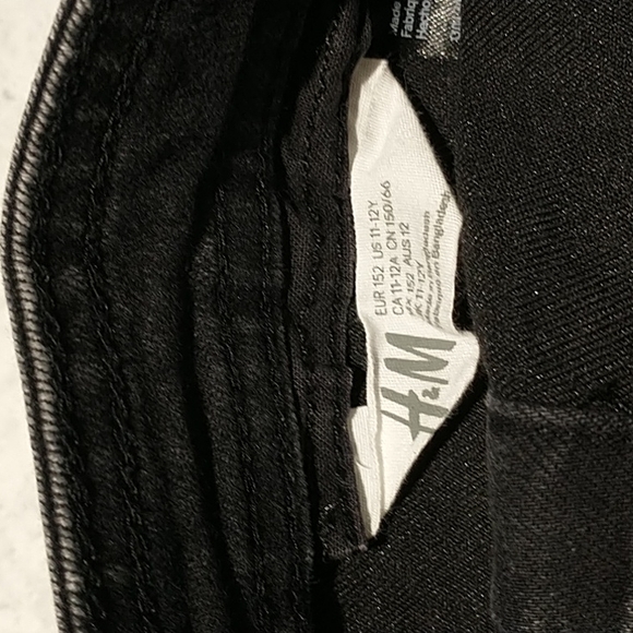 Washed grey faux denim H&M skirt size 11-12A - Picture 4 of 5